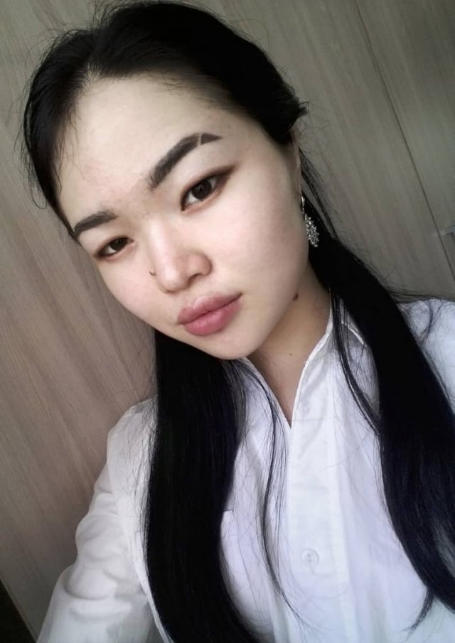 Киргиз 18. Киргизия девушки. Киргизские девушки 20 лет.